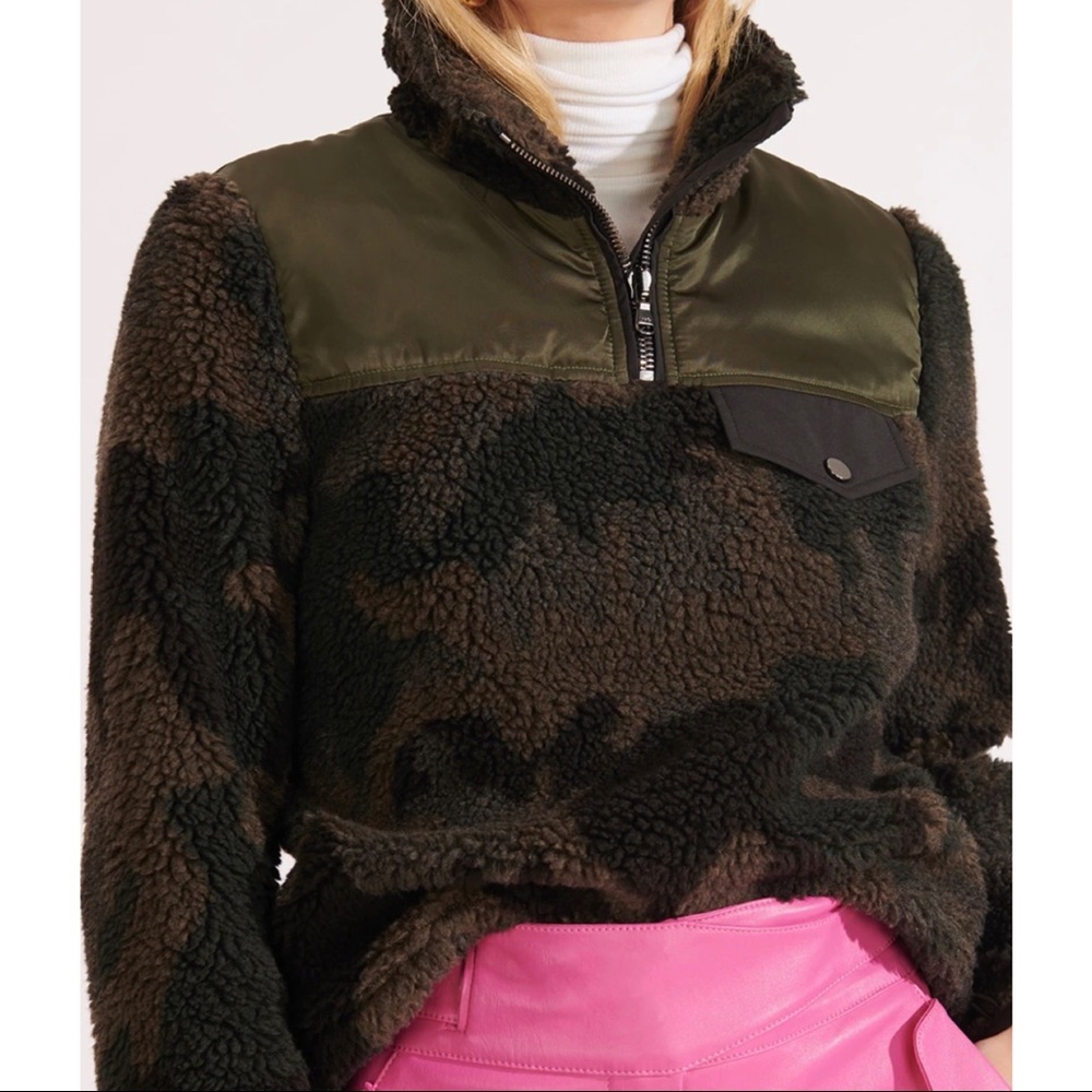 EUC Veronica Beard Kylan Sherpa Pullover